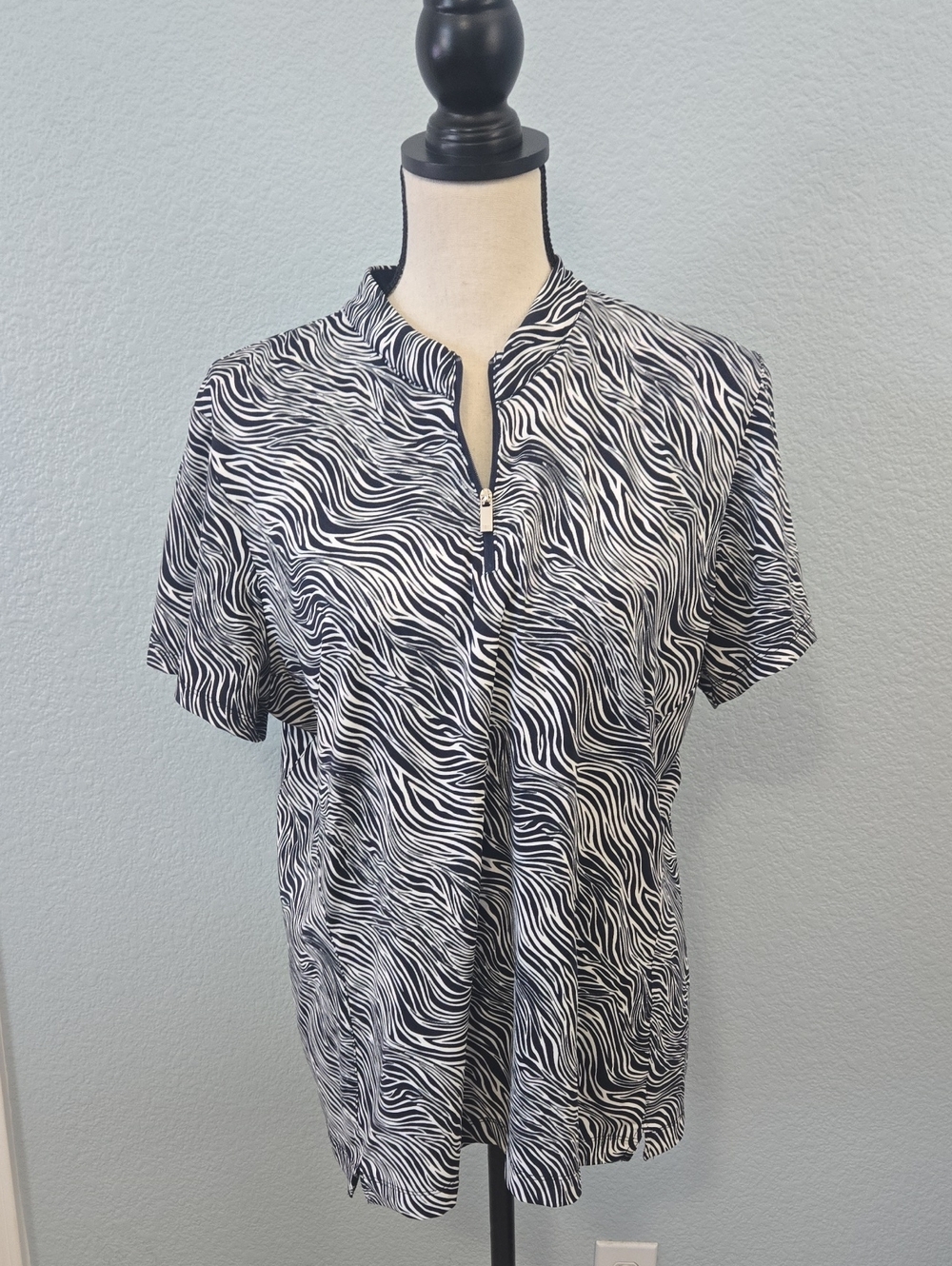 Tail White Label Short Sleeve Golf Polo Activewear Deep Navy White Waves Sz XL